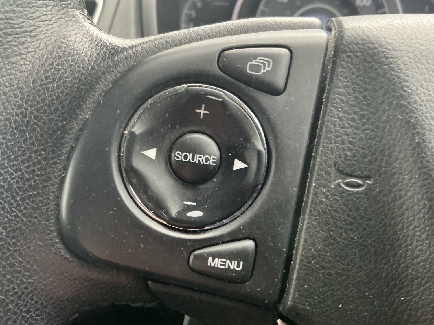 Used Honda CR-V 2018 for sale - 76763415: Photo 24