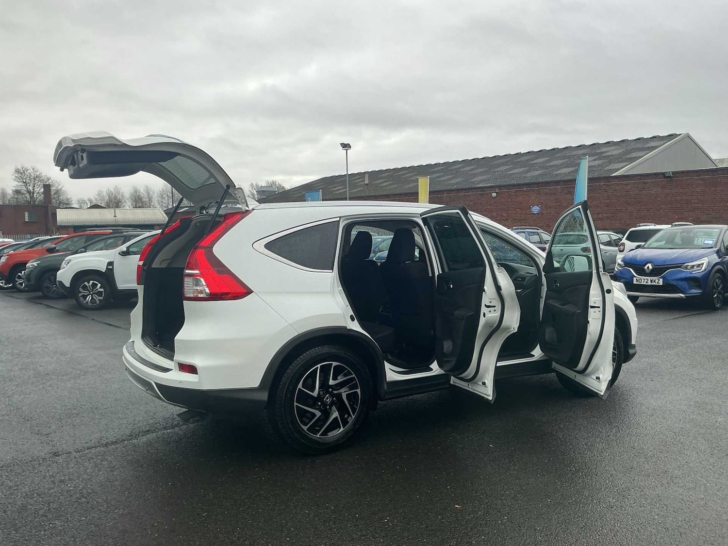 Used Honda CR-V 2018 for sale - 76763415: Photo 32