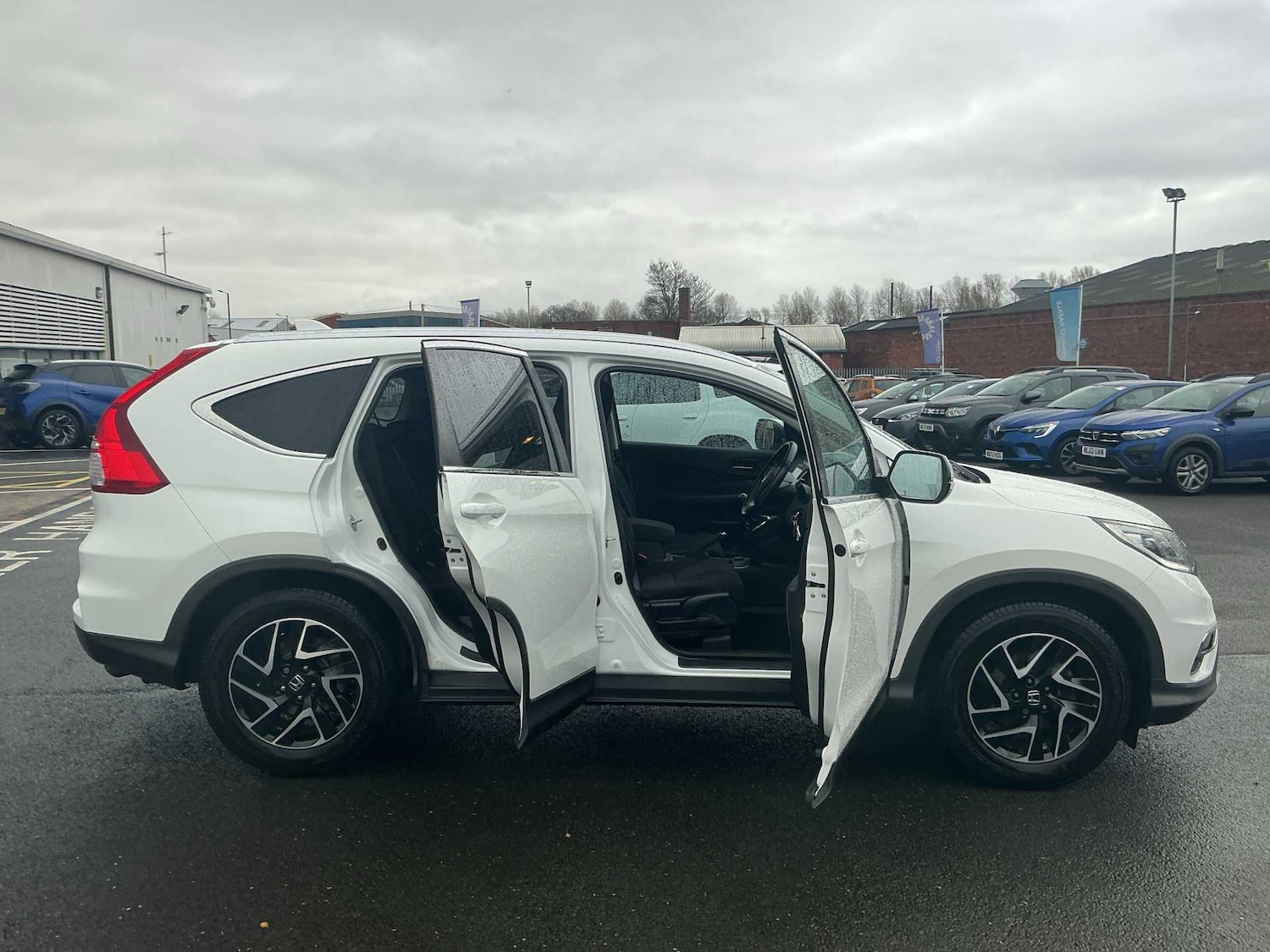 Used Honda CR-V 2018 for sale - 76763415: Photo 33