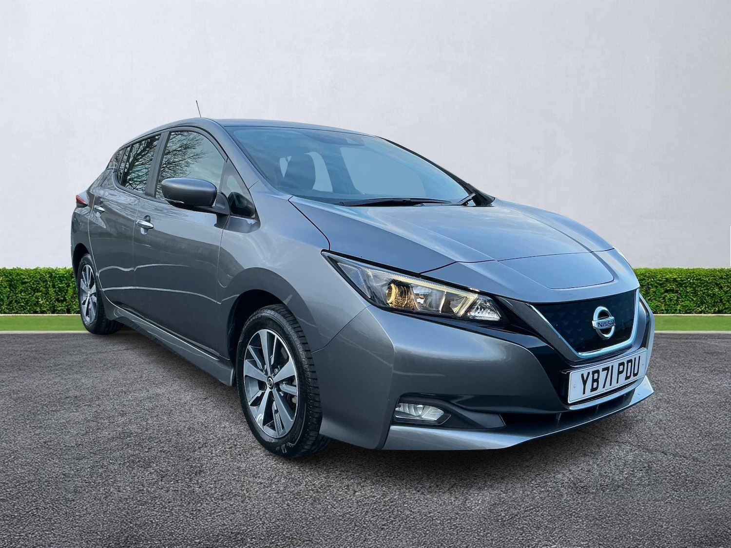 Used Nissan Leaf 2021 for sale - 76821745: Photo 1