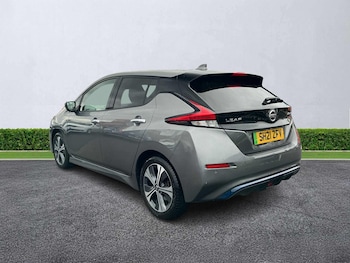 Used Nissan Leaf 2021 for sale - 76134339: Photo 2