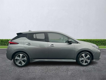 Used Nissan Leaf 2021 for sale - 76134339: Photo 3