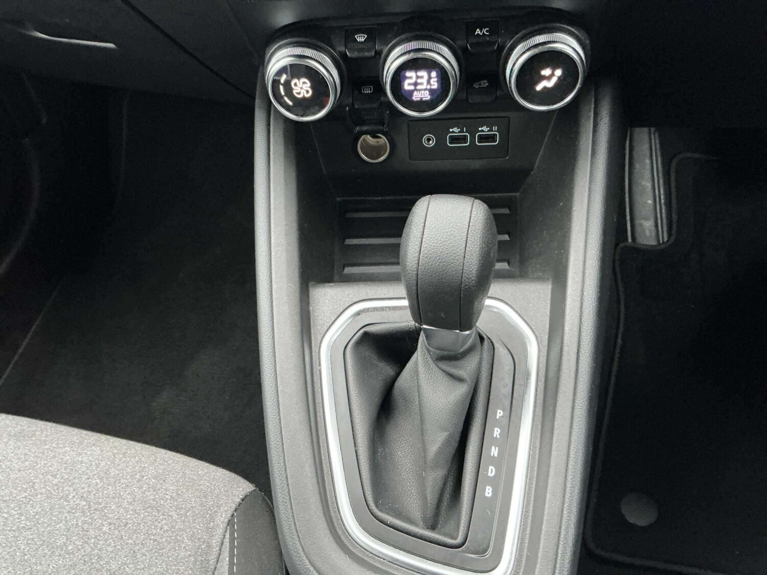 Used Renault Clio 2025 for sale - 77488612: Photo 12