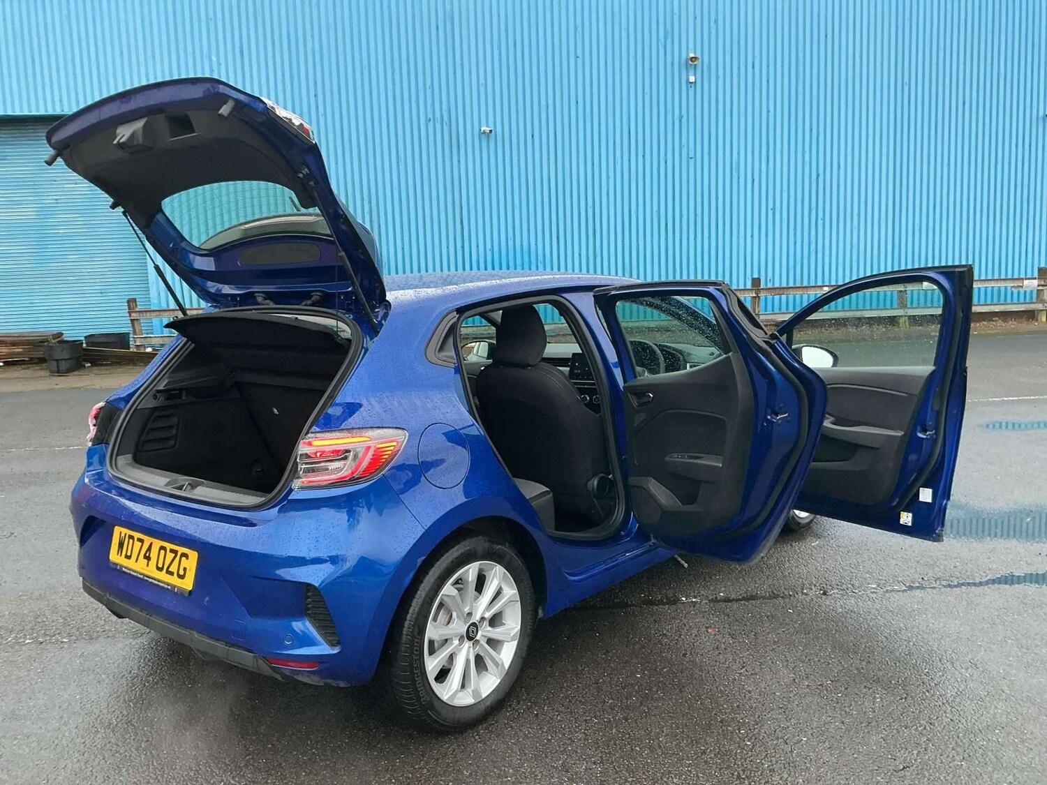 Used Renault Clio 2025 for sale - 77488612: Photo 32