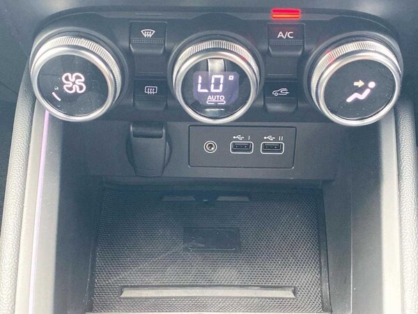 Used Renault Clio 2025 for sale - 75436352: Photo 12