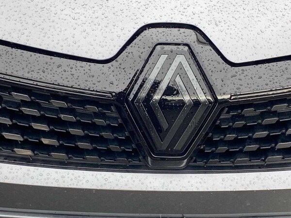 Used Renault Clio 2025 for sale - 75436352: Photo 31