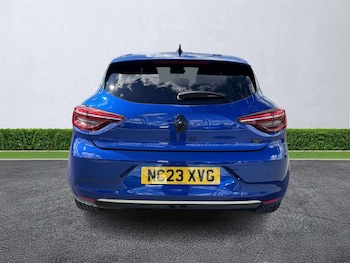 Used Renault Clio 2023 for sale - 78980169: Photo