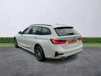 Used BMW 3 Series 2021 for sale - 76982909: Photo