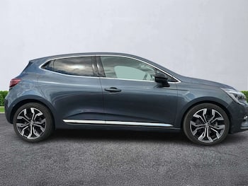 Used Renault Clio 2022 for sale - 79519401: Photo