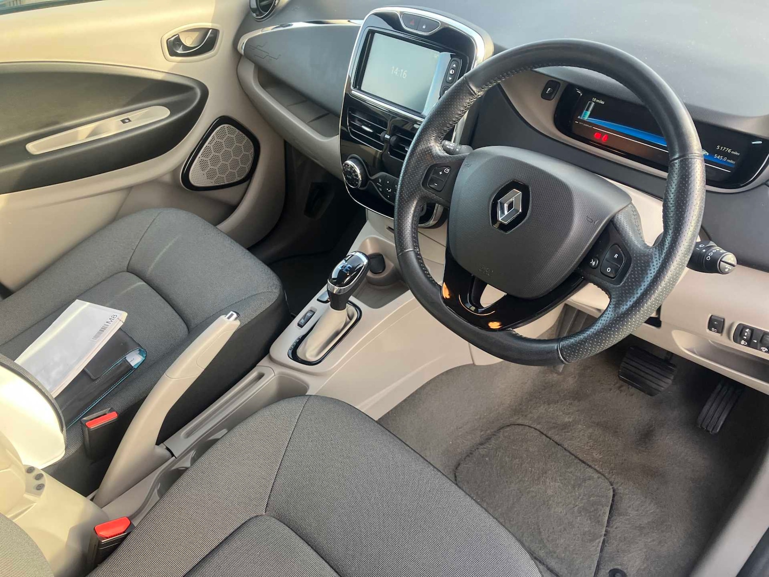 Used Renault Zoe 2016 for sale - 76455293: Photo 14