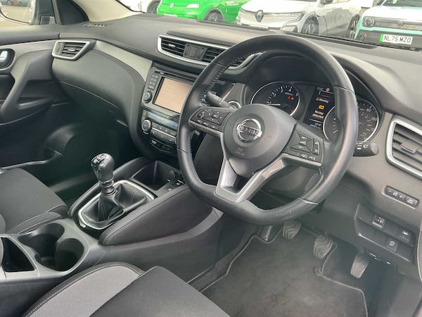 Used Nissan Qashqai 2017 for sale - 76144314: Photo 14