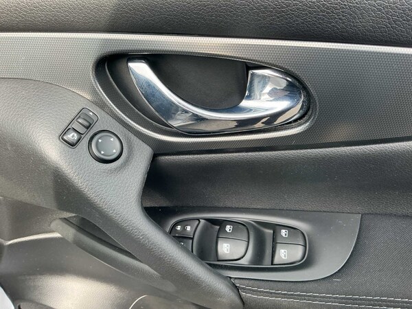 Used Nissan Qashqai 2017 for sale - 76144314: Photo 20