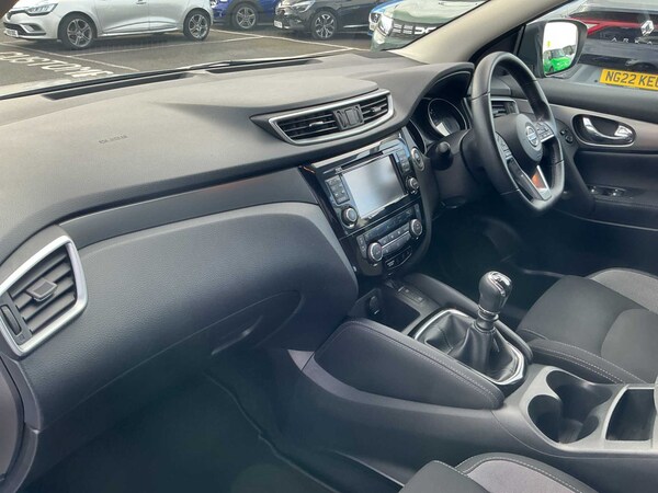 Used Nissan Qashqai 2017 for sale - 76144314: Photo 7