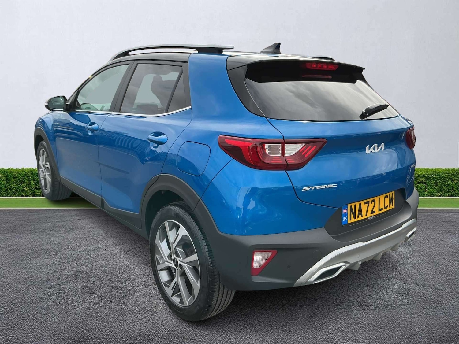 Used Kia Stonic 2022 for sale - 78196089: Photo 2