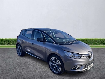 Used Renault Scenic 2018 for sale - 78192555: Photo