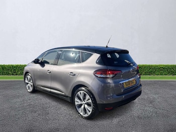 Used Renault Scenic 2018 for sale - 78192555: Photo