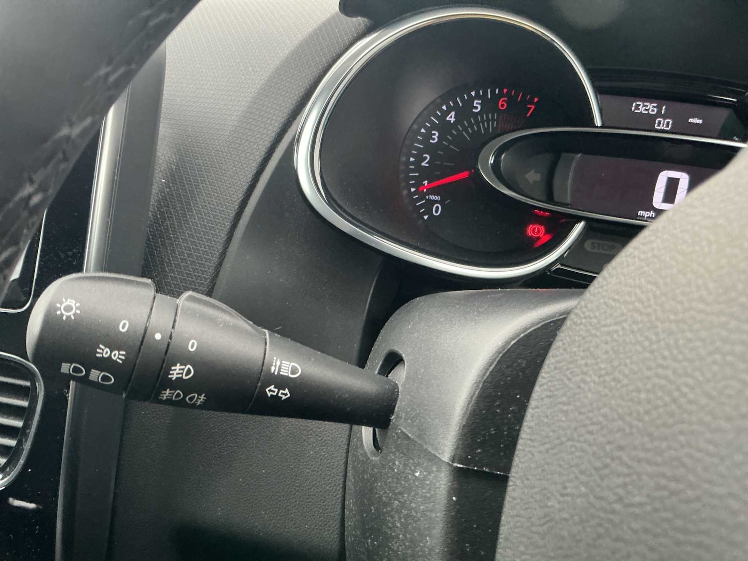 Used Renault Clio 2019 for sale - 76449633: Photo 25