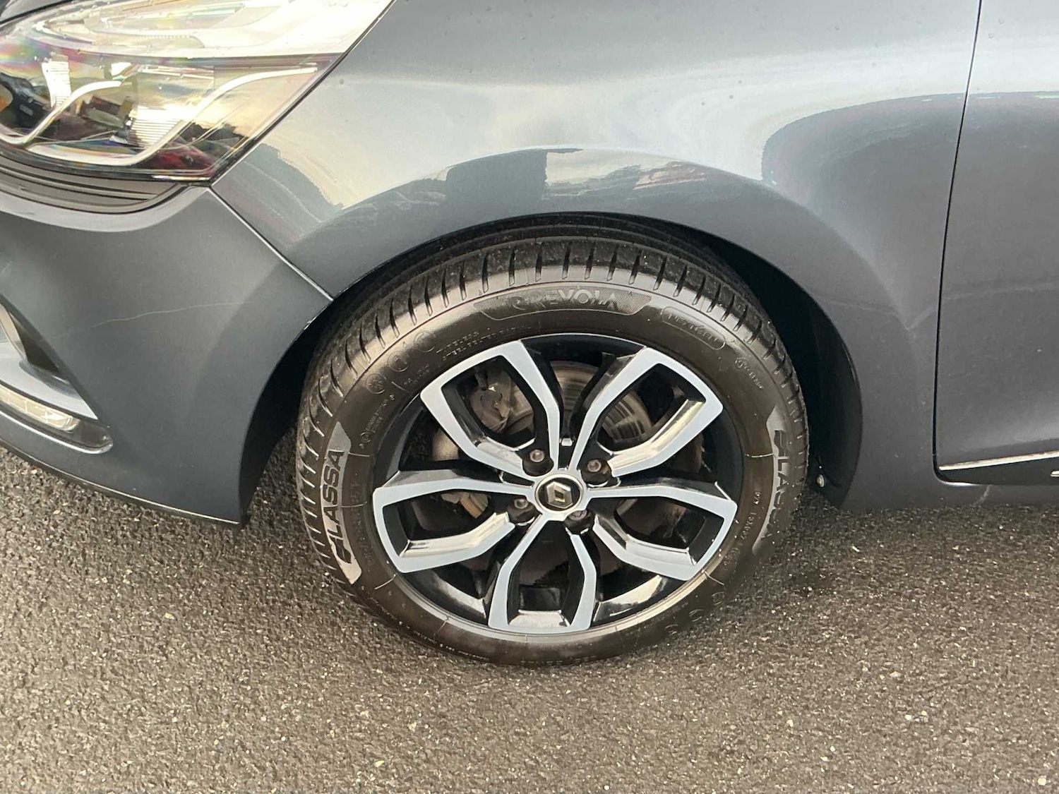 Used Renault Clio 2019 for sale - 76449633: Photo 6