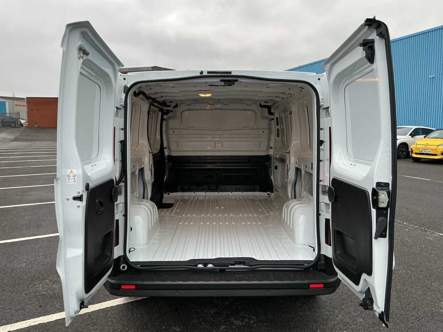 Used Renault Trafic 2025 for sale - 77676370: Photo 16