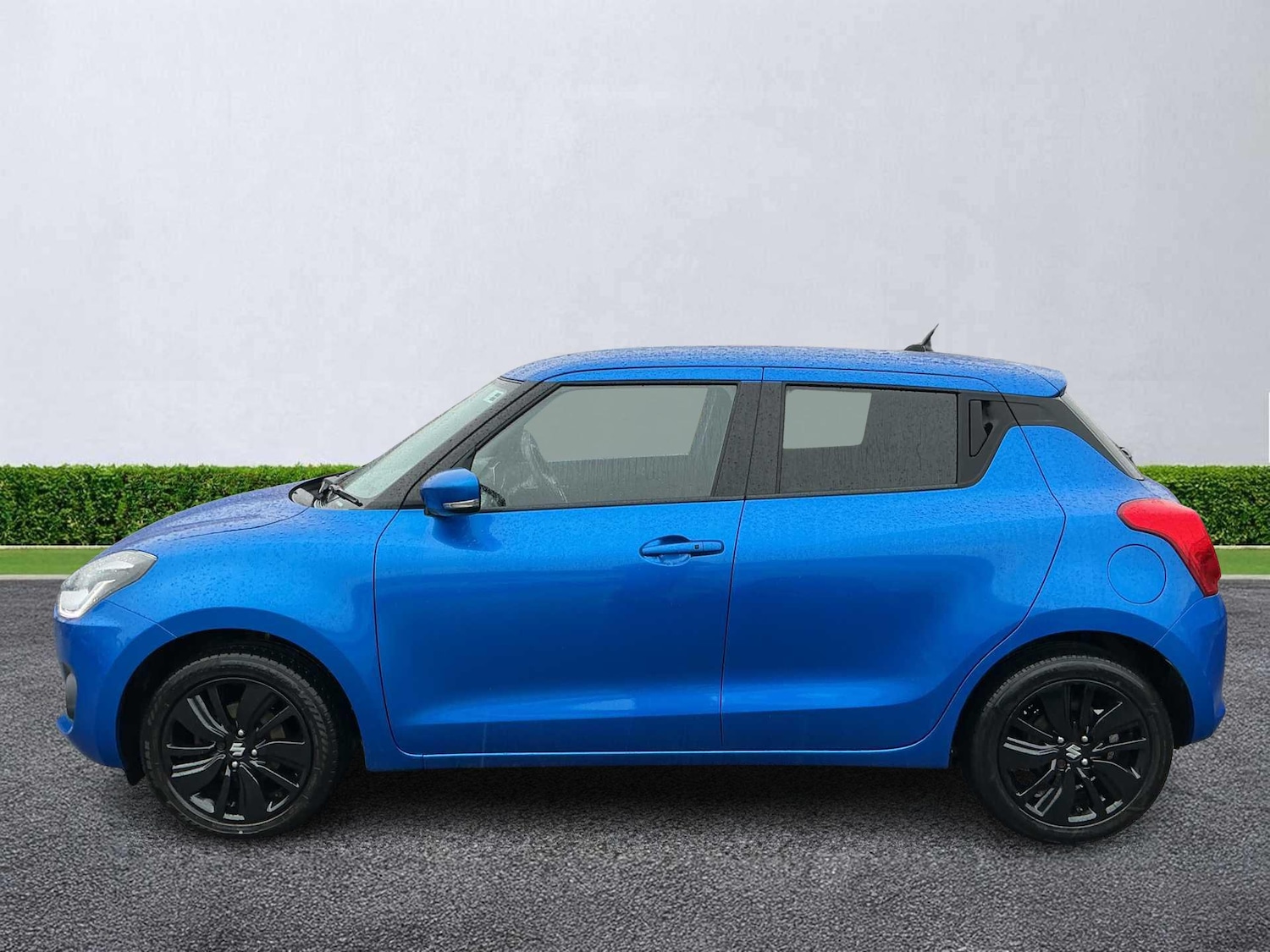 Used Suzuki Swift 2018 for sale - 76947023: Photo 18