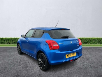 Used Suzuki Swift 2018 for sale - 76947023: Photo