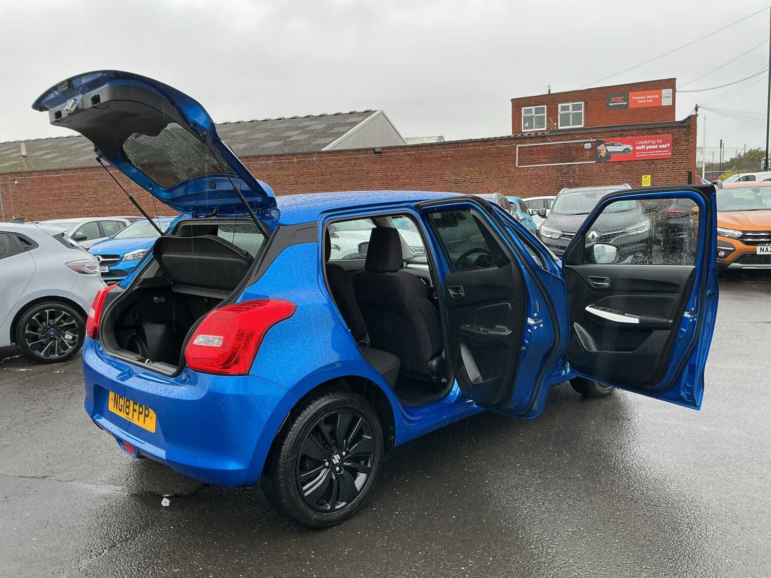 Used Suzuki Swift 2018 for sale - 76947023: Photo 32