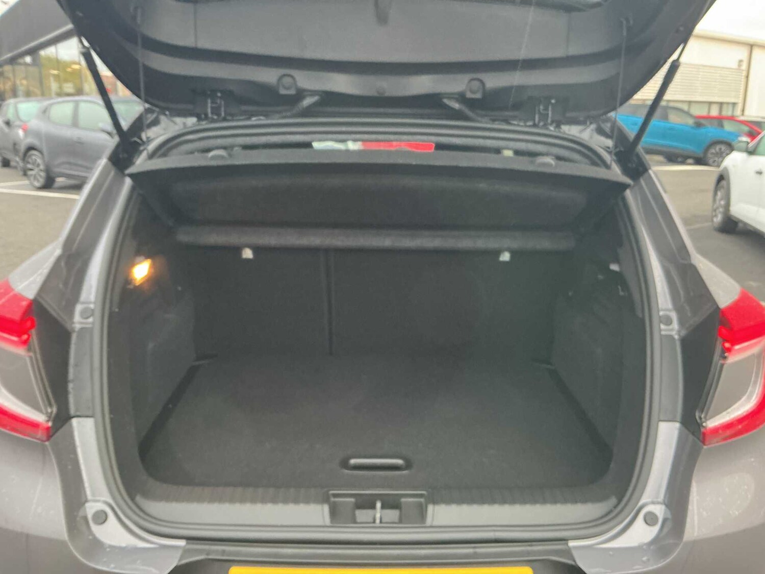 Used Renault Captur 2023 for sale - 76330023: Photo 16