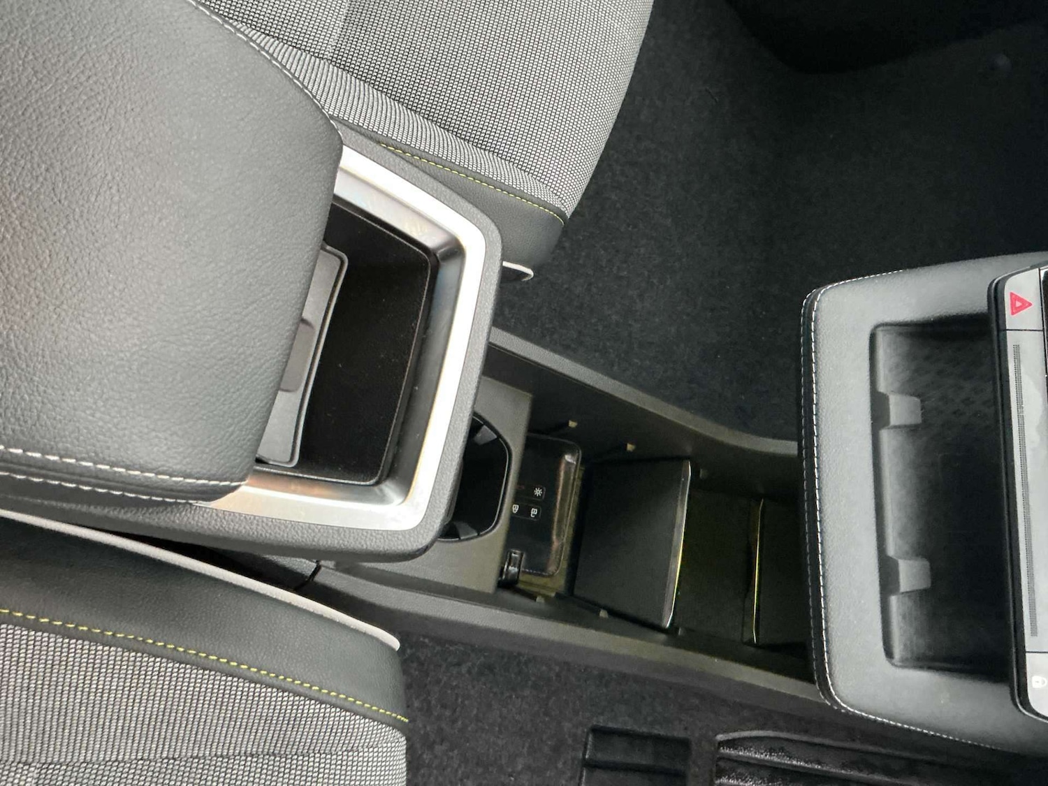 Used Renault Scenic E-Tech 2024 for sale - 77542507: Photo 12