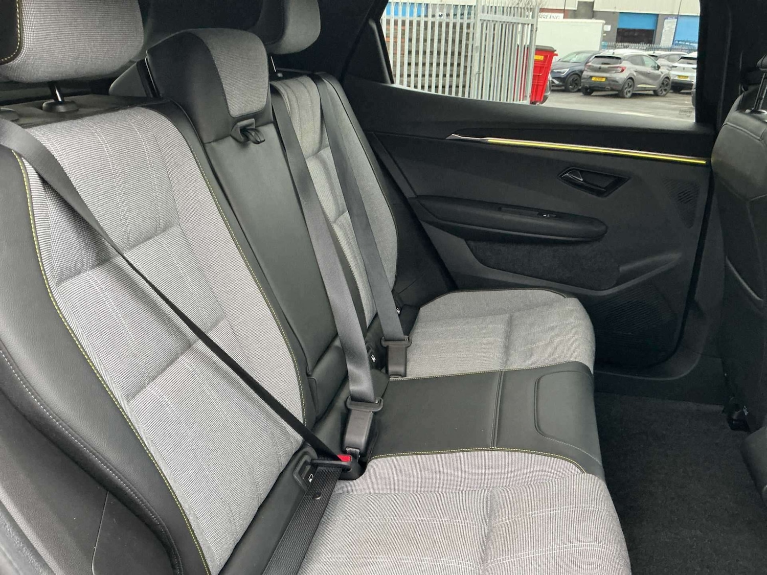 Used Renault Scenic E-Tech 2024 for sale - 77542507: Photo 15