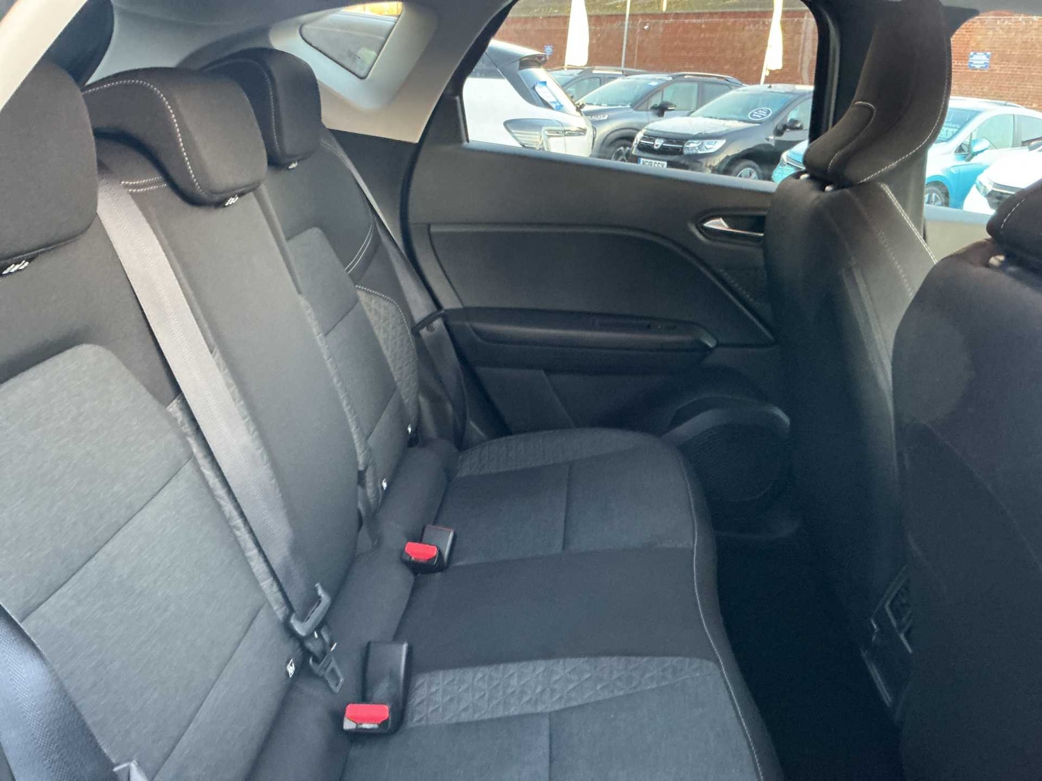 Used Renault Captur 2022 for sale - 76682583: Photo 15