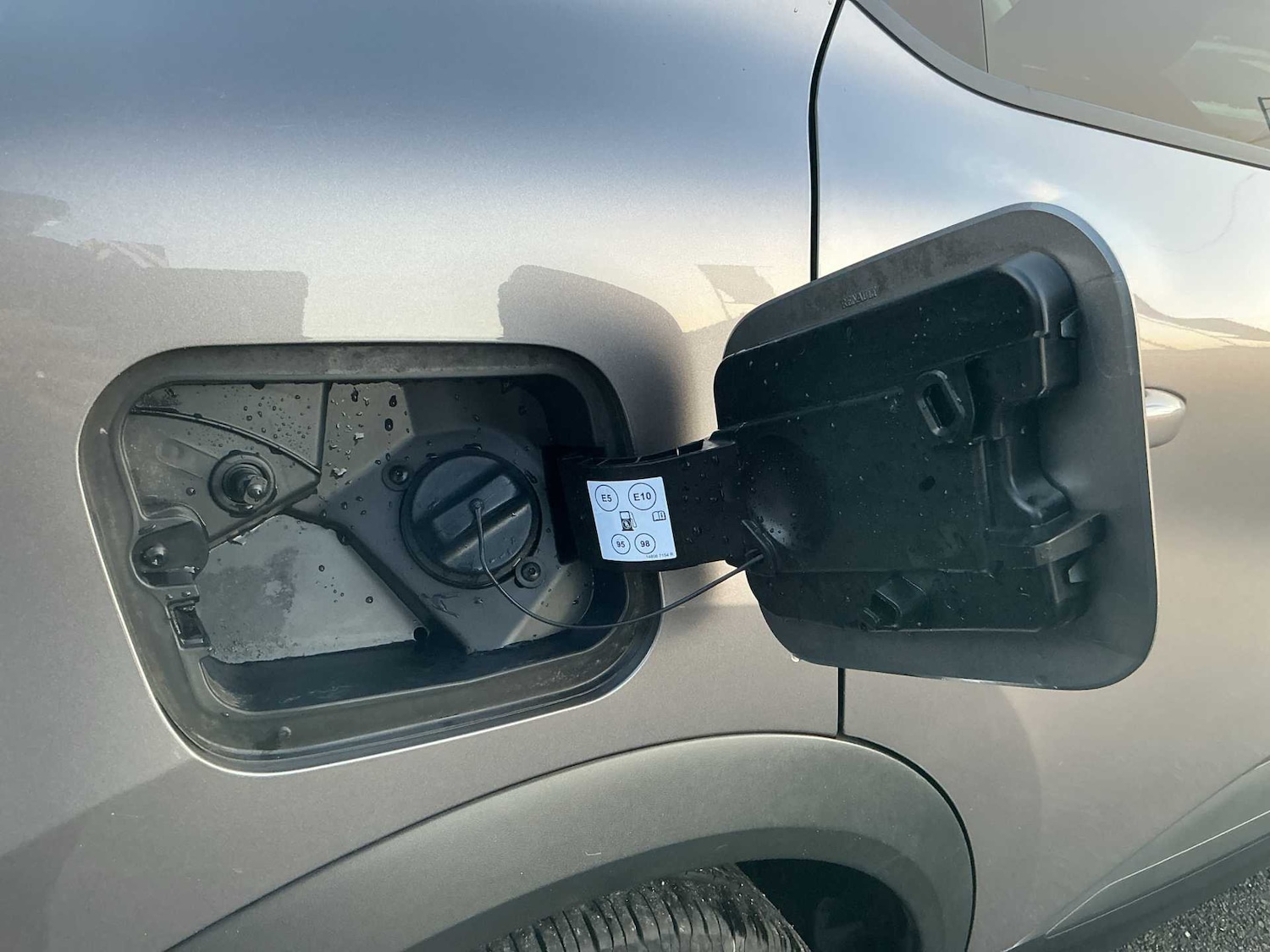 Used Renault Captur 2022 for sale - 76682583: Photo 31