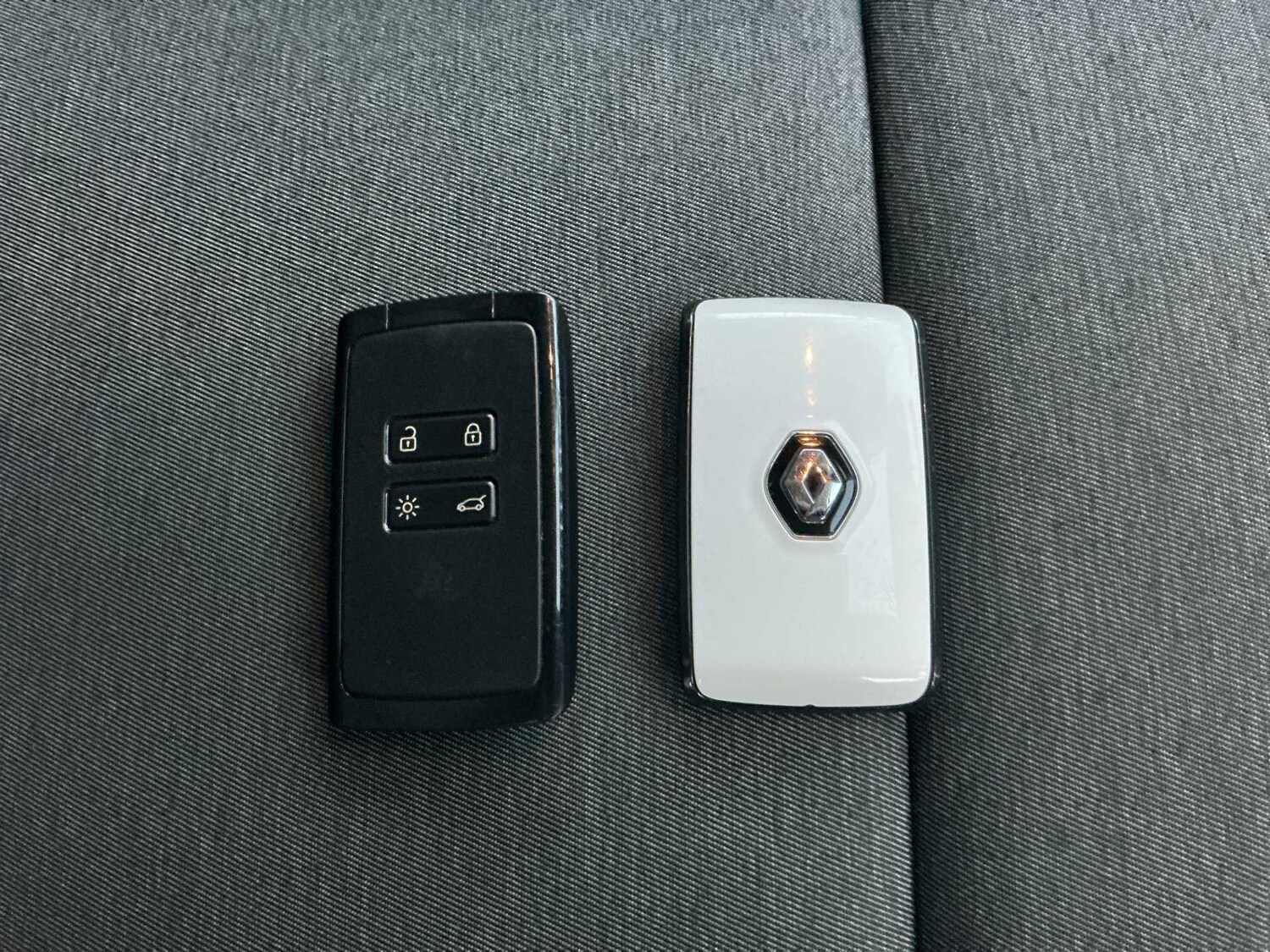 Used Renault Captur 2022 for sale - 76682583: Photo 39