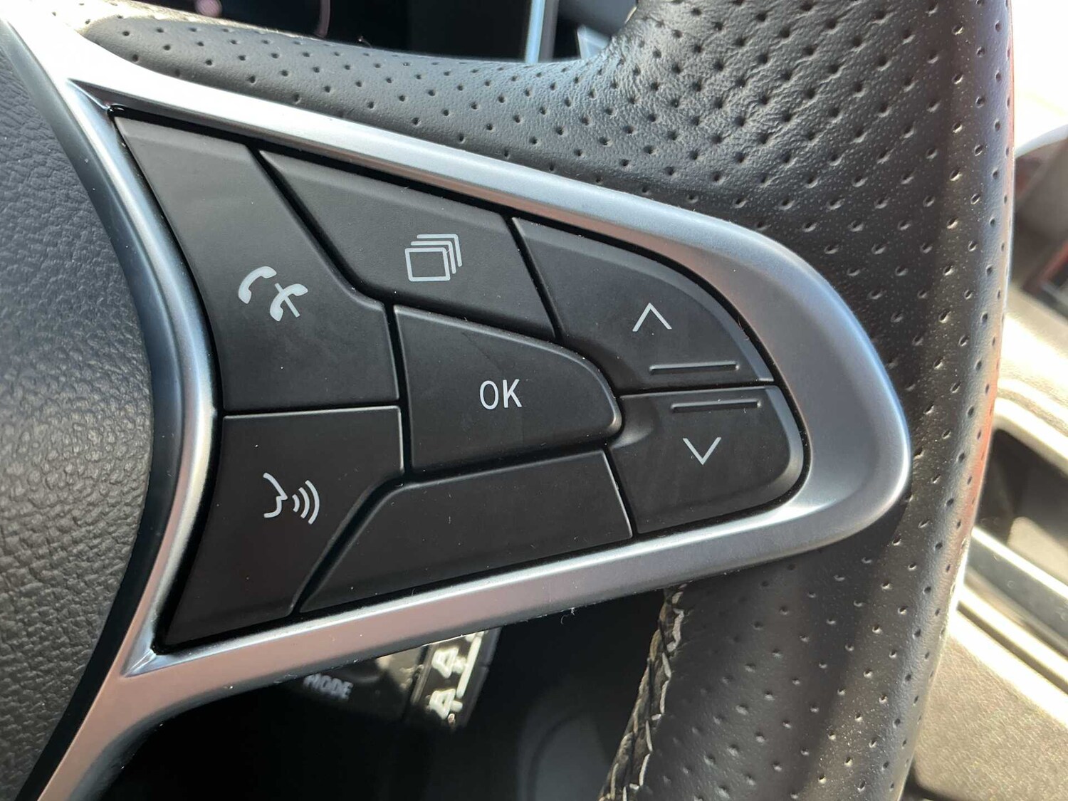 Used Renault Clio 2023 for sale - 78196109: Photo 20