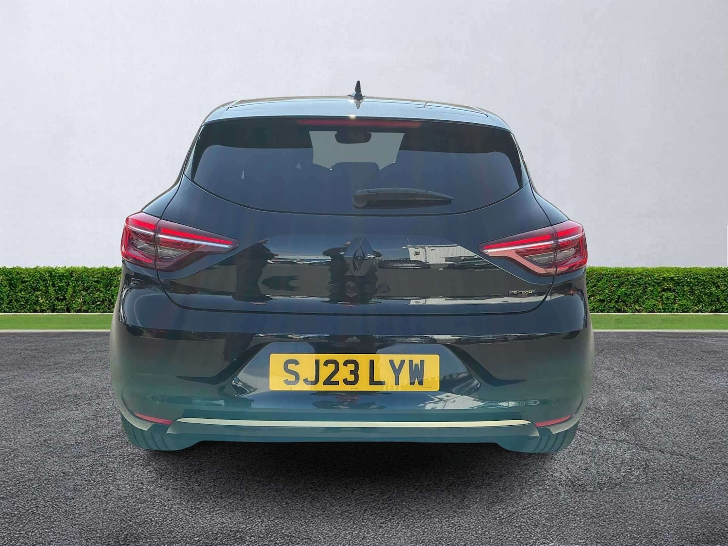 Used Renault Clio 2023 for sale - 78196109: Photo 4