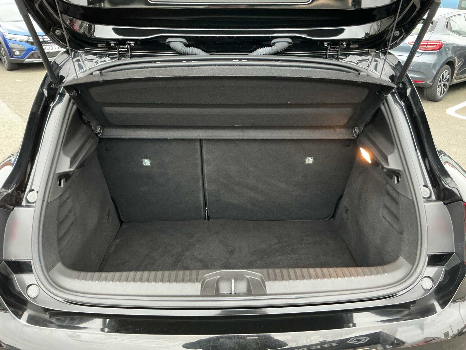 Used Renault Clio 2023 for sale - 78106324: Photo 16