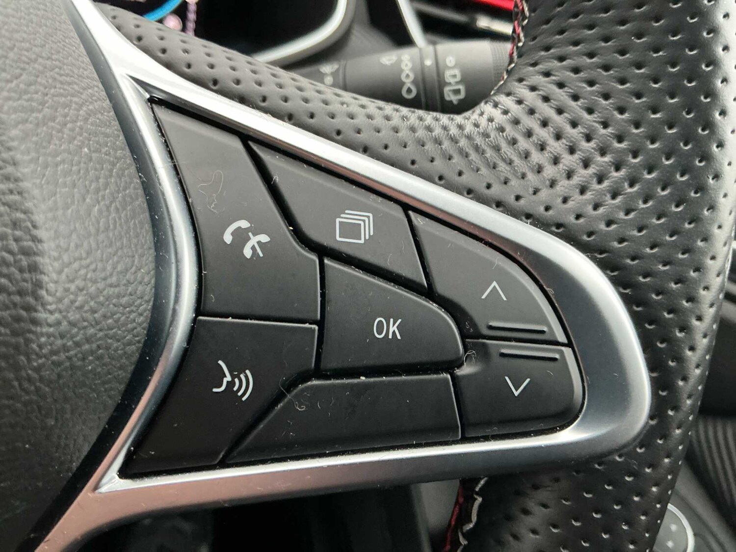 Used Renault Clio 2023 for sale - 78106324: Photo 23