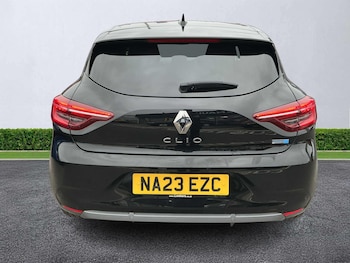 Used Renault Clio 2023 for sale - 78106324: Photo
