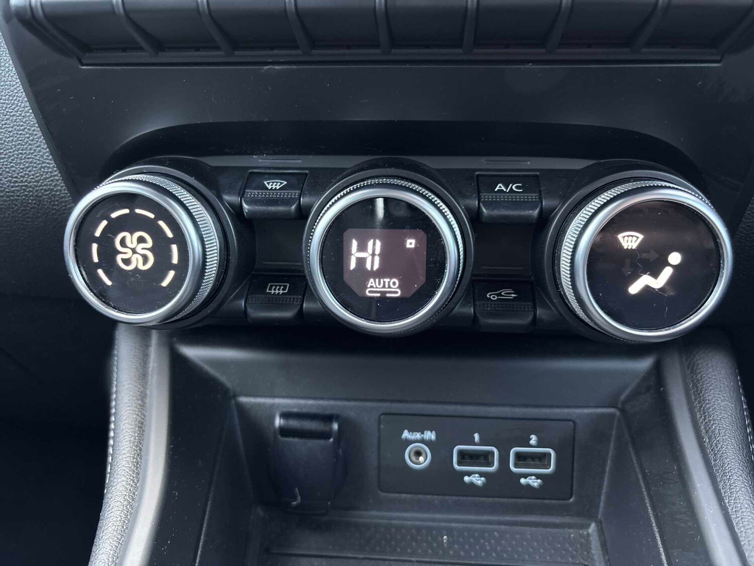 Used Renault Zoe 2021 for sale - 76687328: Photo 11