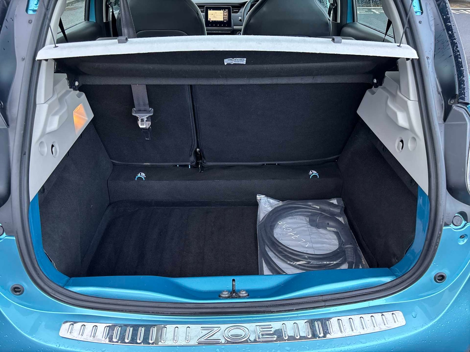 Used Renault Zoe 2021 for sale - 76687328: Photo 16