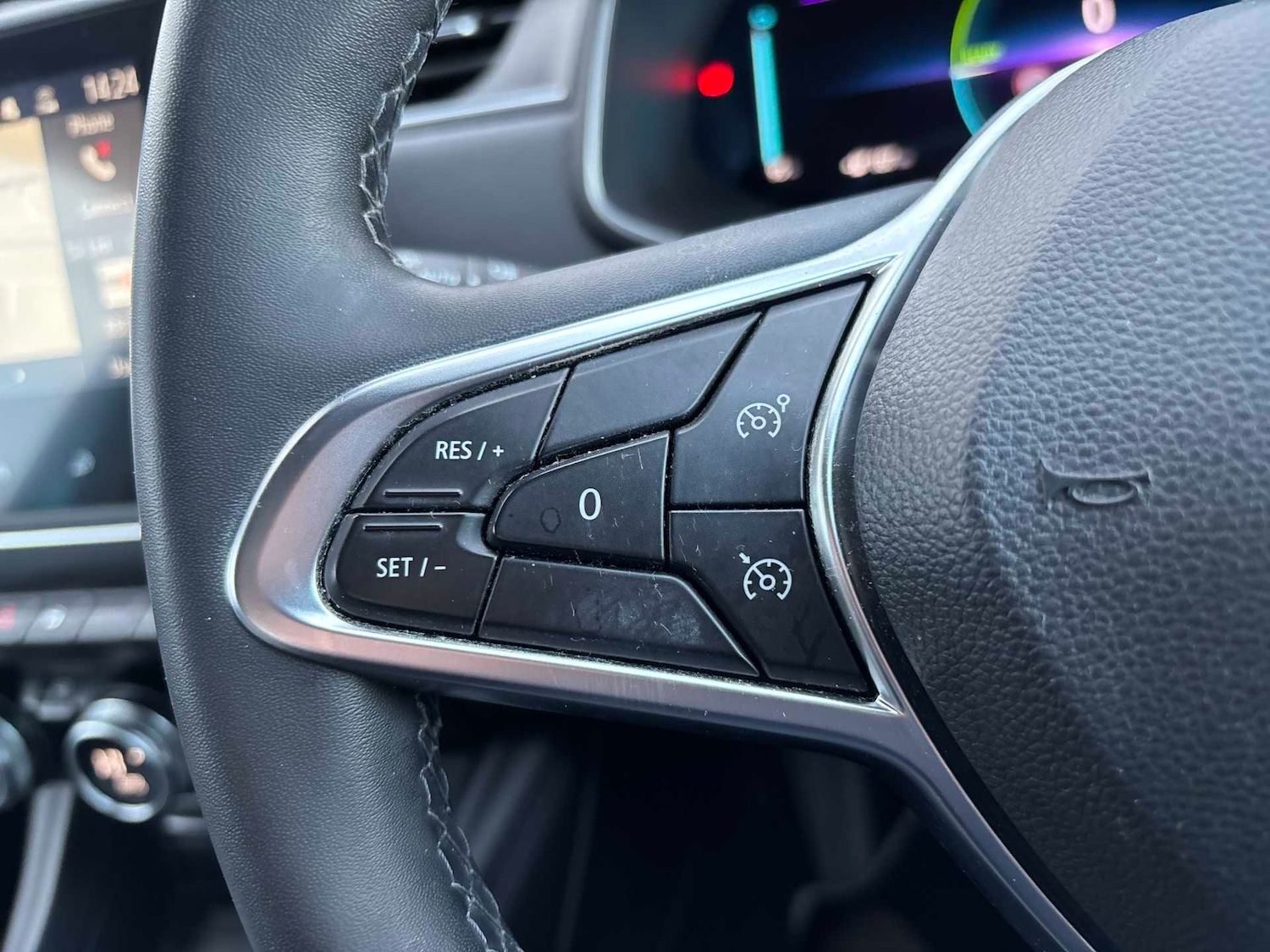 Used Renault Zoe 2021 for sale - 76687328: Photo 24