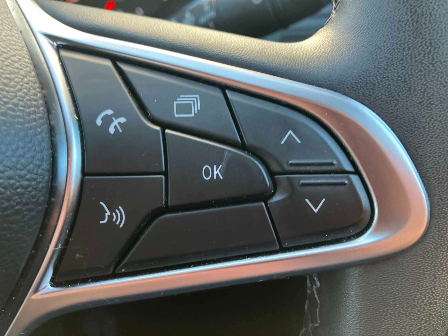 Used Renault Captur 2023 for sale - 77011957: Photo 24