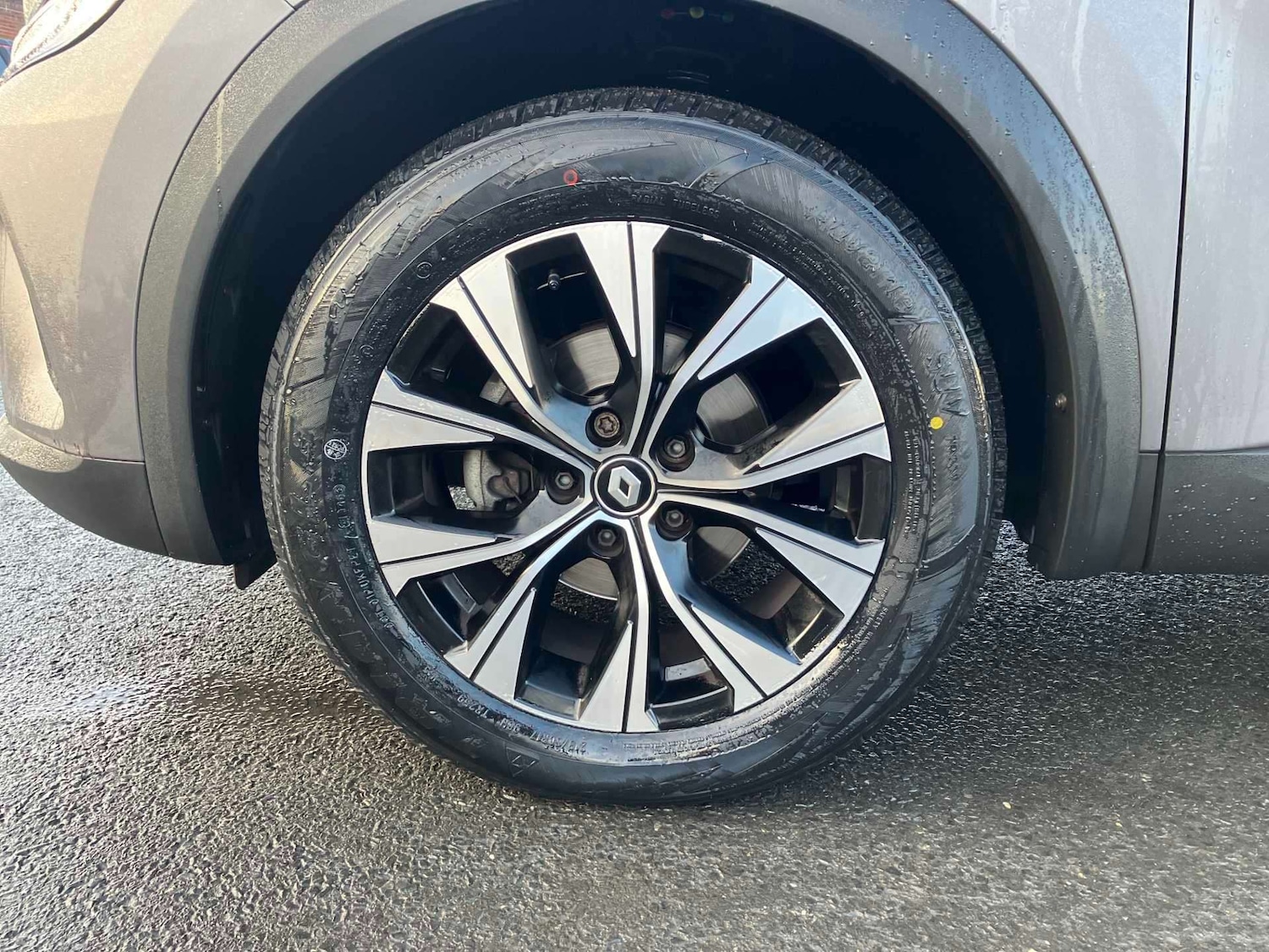 Used Renault Captur 2023 for sale - 77011957: Photo 7