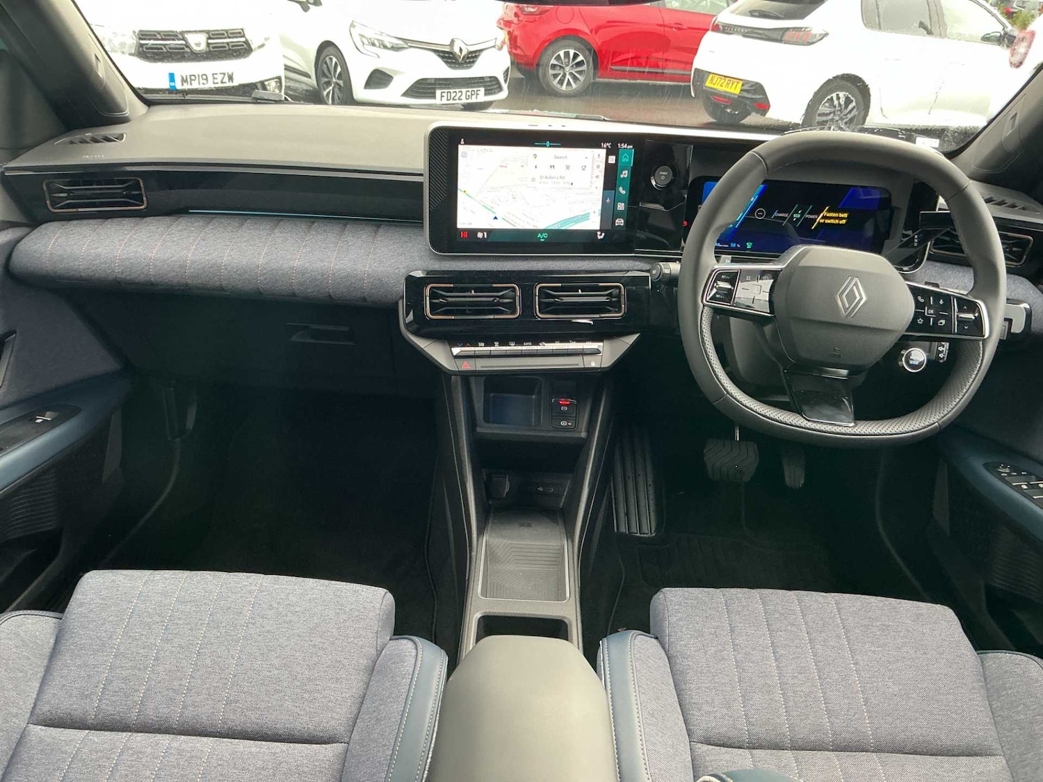 Used Renault 4 2025 for sale - 76129012: Photo 8