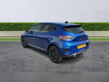 Used Renault Clio 2024 for sale - 75567417: Photo