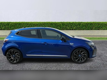 Used Renault Clio 2024 for sale - 75567417: Photo