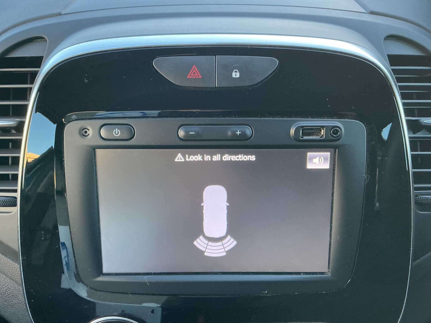 Used Renault Captur 2019 for sale - 77528917: Photo 21