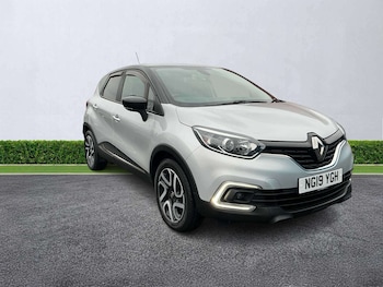 Used Renault Captur 2019 for sale - 77024261: Photo