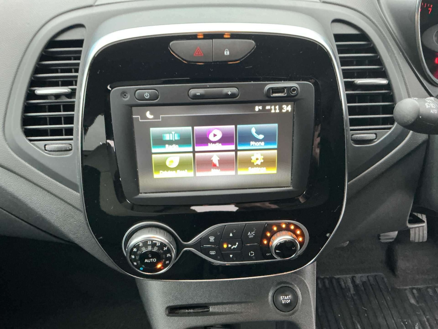 Used Renault Captur 2019 for sale - 77024261: Photo 36