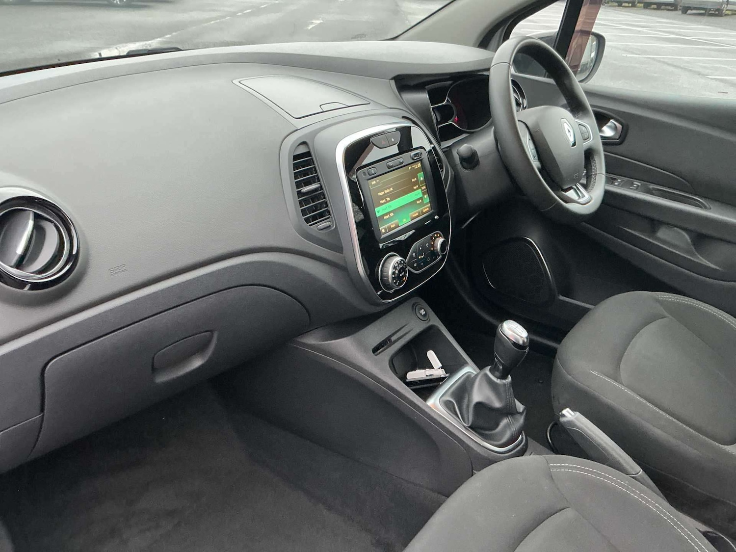 Used Renault Captur 2019 for sale - 77024261: Photo 8