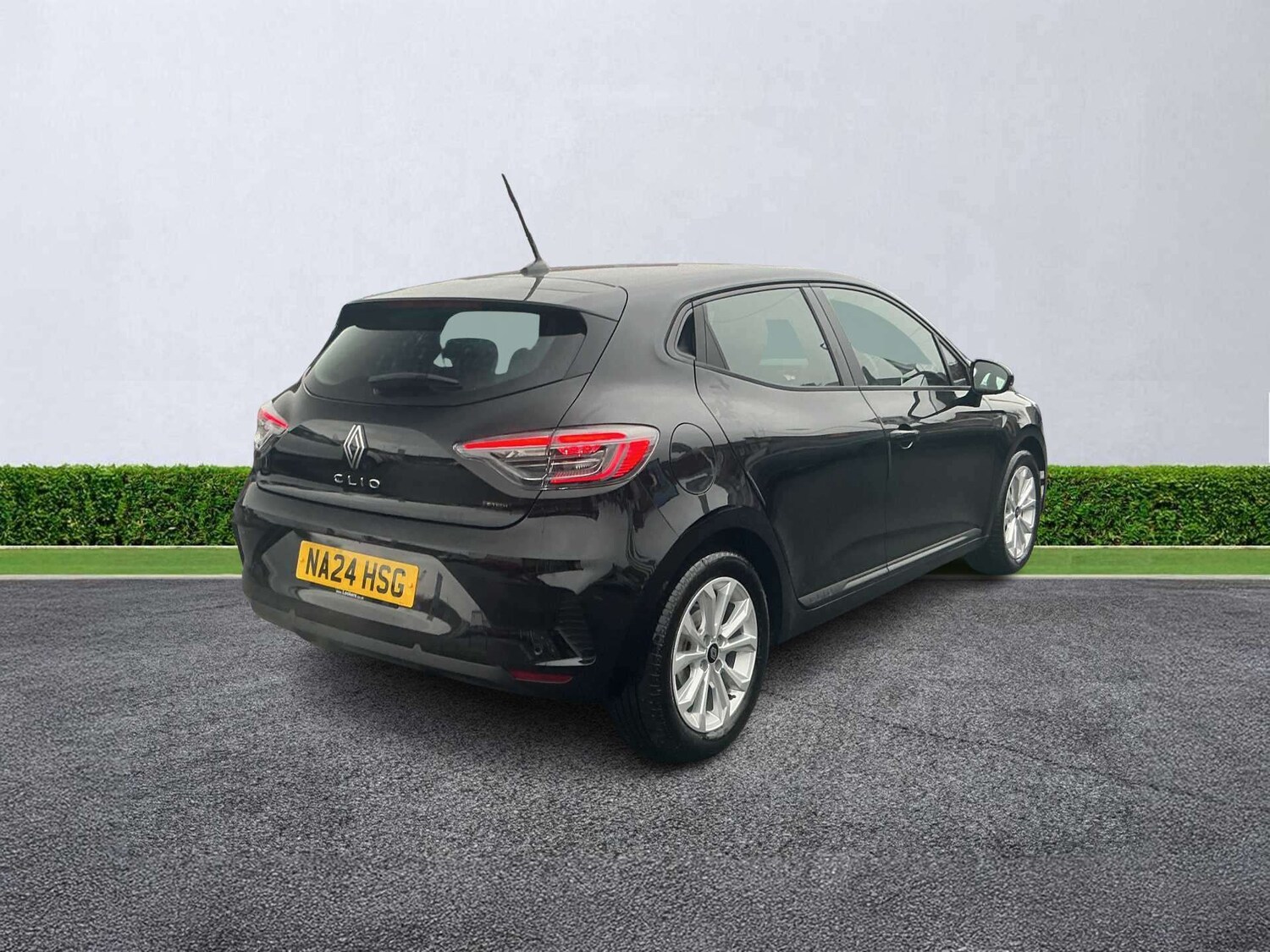 Used Renault Clio 2024 for sale - 77488260: Photo 17